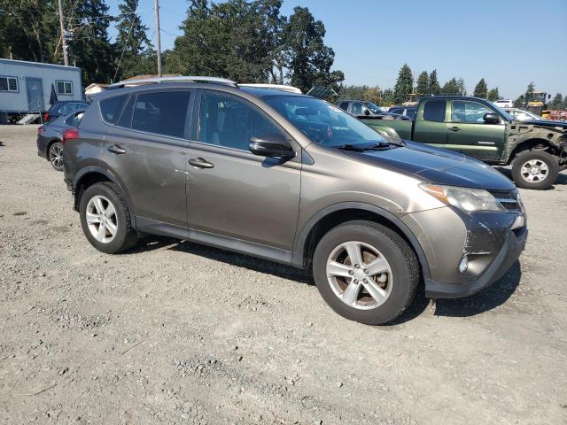Photo 4 from auction – 2014 TOYOTA RAV4 XLE with VIN 2T3RFREVXEW166138