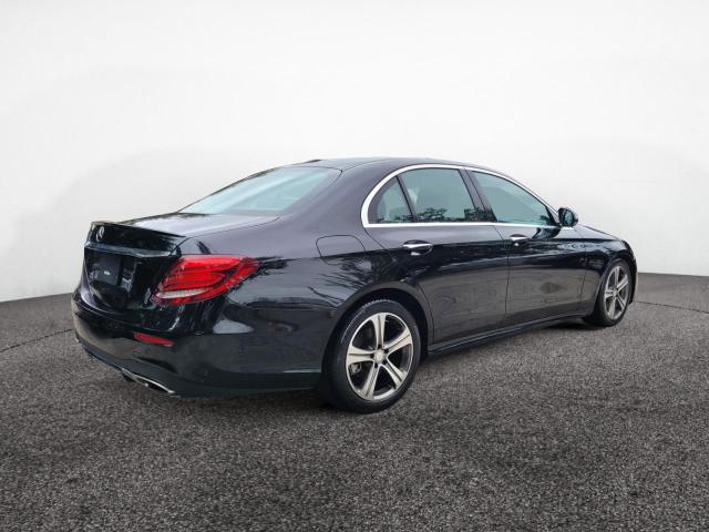 Photo 4 from auction – 2017 MERCEDES-BENZ E 300 with VIN WDDZF4JB3HA101073