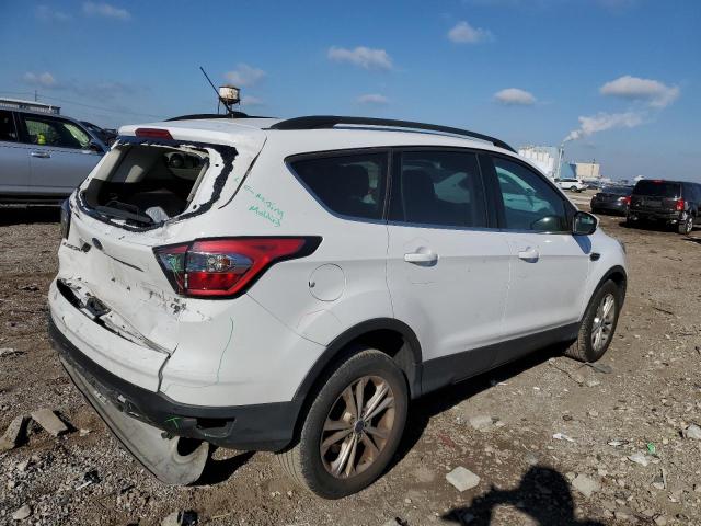 Photo 3 from auction – 2017 FORD ESCAPE SE with VIN 1FMCU9GD5HUC38909