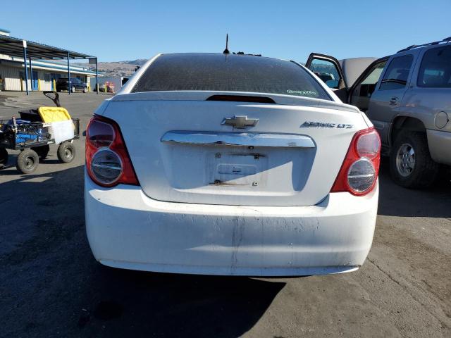 Photo 6 from auction – 2014 CHEVROLET SONIC LTZ with VIN 1G1JE5SG6E4122755