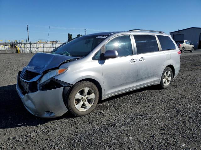 TOYOTA SIENNA LE 2011 with VIN 5TDKK3DC4BS098118 - Photo from auction