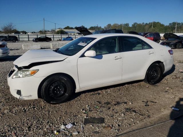 TOYOTA CAMRY BASE 2011 مع رقم تعريف المركبة 4T1BF3EK7BU696320 - صورة من المزاد