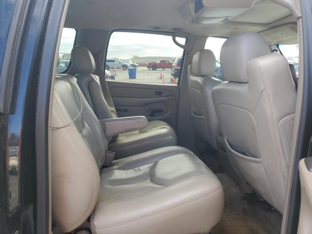 Photo 11 from auction – 2004 CHEVROLET SUBURBAN K with VIN 3GNFK16Z44G266209