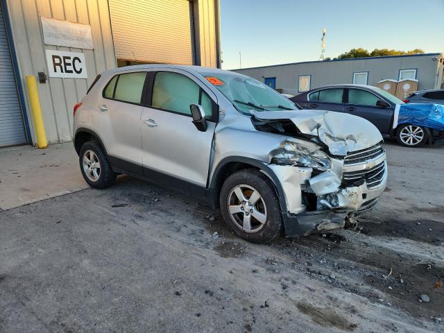 Photo 4 from auction – 2015 CHEVROLET TRAX 1LS with VIN KL7CJPSB9FB203027
