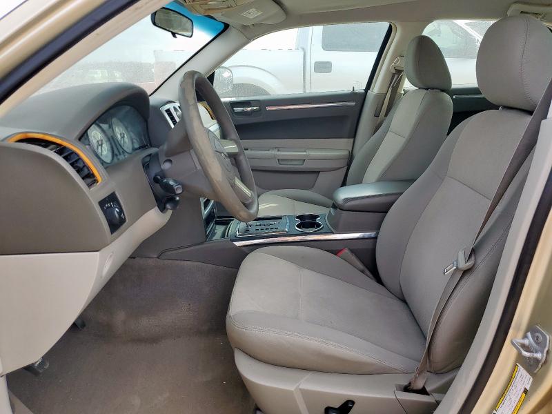 Photo 7 from auction – 2010 CHRYSLER 300 TOURIN with VIN 2C3CA4CD6AH209695