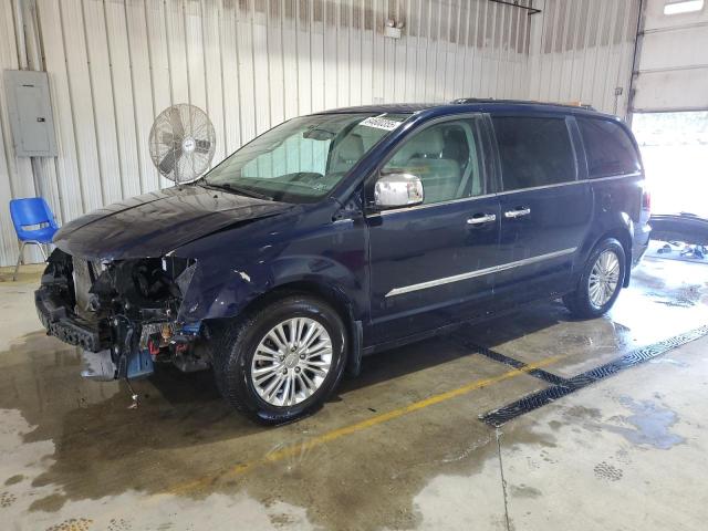 Photo 1 from auction – 2015 CHRYSLER TOWN & COU with VIN 2C4RC1CG0FR611075