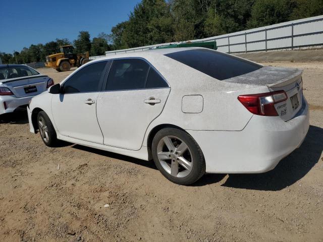 Zdjęcie 2 z aukcji – 2014 TOYOTA CAMRY z VIN 4T1BF1FK3EU772378