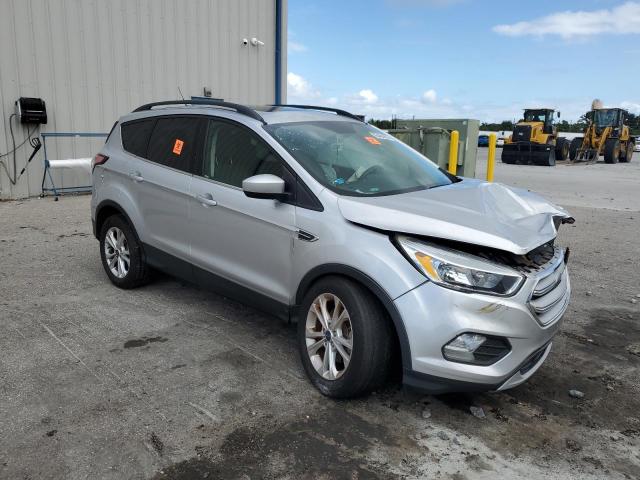 Photo 4 from auction – 2018 FORD ESCAPE SE with VIN 1FMCU0GD2JUB74930