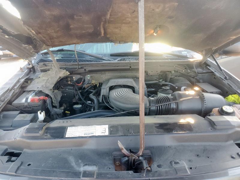 Photo 11 from auction – 2003 FORD F150 SUPER with VIN 1FTRW08L83KC48171