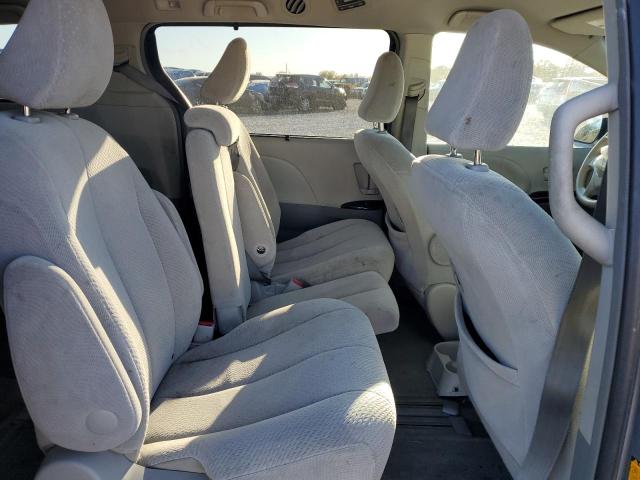 Photo 11 from auction – 2013 TOYOTA SIENNA LE with VIN 5TDKK3DC7DS335204