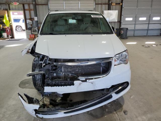 Photo 5 from auction – 2016 CHRYSLER TOWN & COU with VIN 2C4RC1CG9GR127987