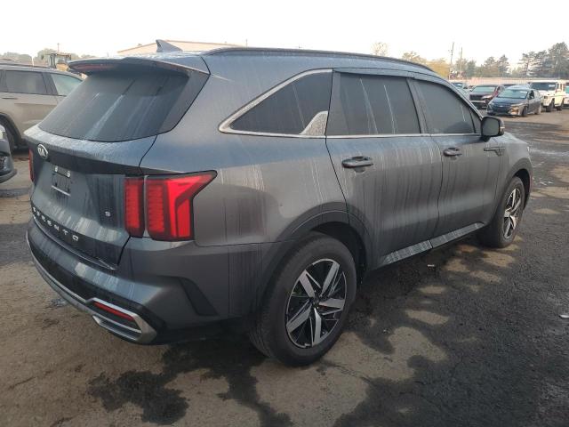 Photo 3 from auction – 2021 KIA SORENTO S with VIN 5XYRL4LC3MG017614