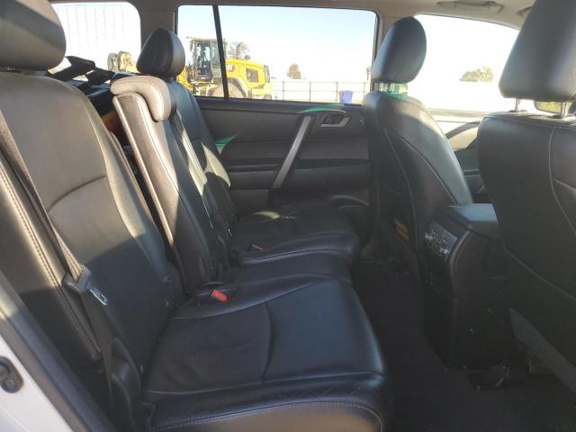 Photo 11 from auction – 2011 TOYOTA HIGHLANDER with VIN 5TDBK3EH4BS064321