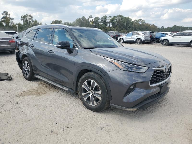 Photo 4 from auction – 2022 TOYOTA HIGHLANDER with VIN 5TDGARAH1NS513704