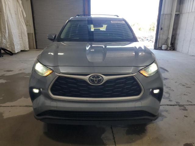 Photo 5 from auction – 2022 TOYOTA HIGHLANDER with VIN 5TDBZRBHXNS185202