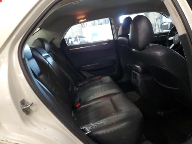 Photo 10 from auction – 2010 CHRYSLER 300 TOURIN with VIN 2C3CK5CV4AH170908