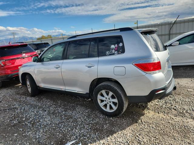 Photo 2 from auction – 2013 TOYOTA HIGHLANDER with VIN 5TDBK3EH8DS203255