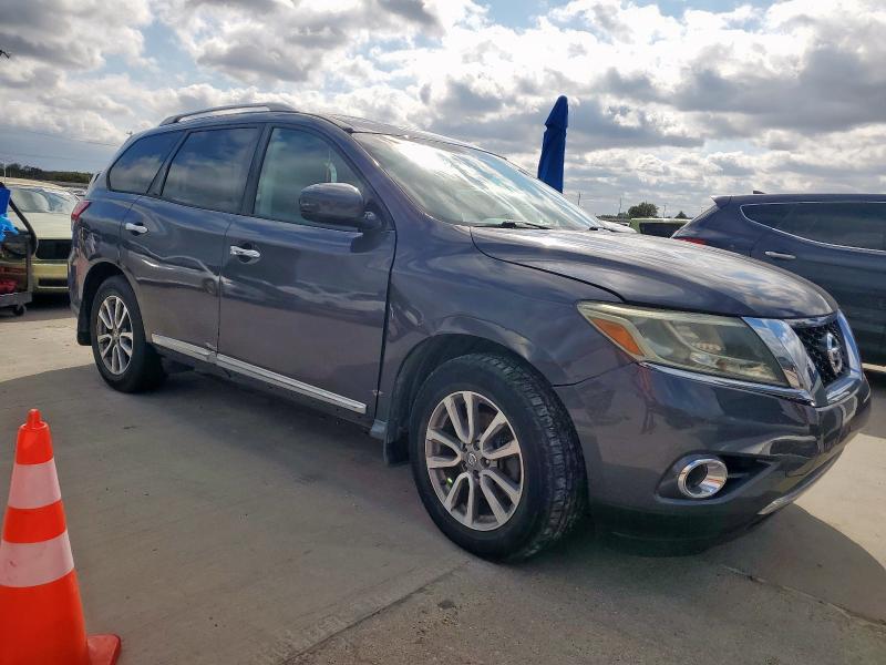 Photo 4 from auction – 2014 NISSAN PATHFINDER with VIN 5N1AR2MN0EC723604