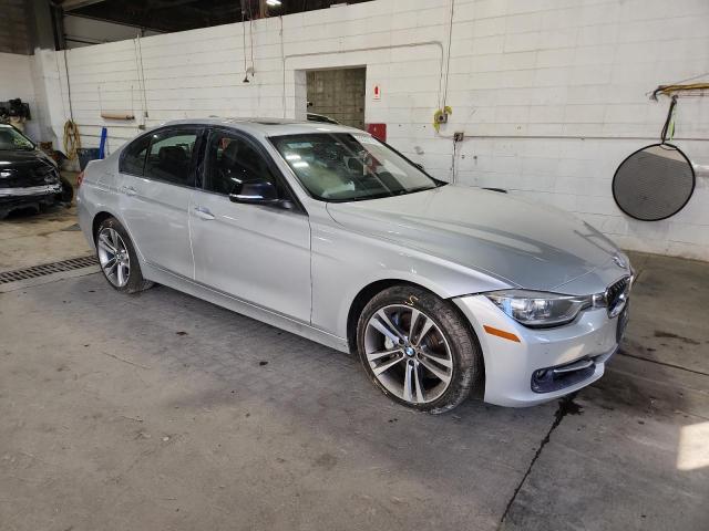 Фото 4 с аукциона – 2014 BMW 335 XI с VIN WBA3B9C58EP458562