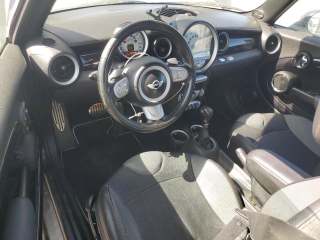 Photo 8 from auction – 2010 MINI COOPER S with VIN WMWMF7C5XATZ72833