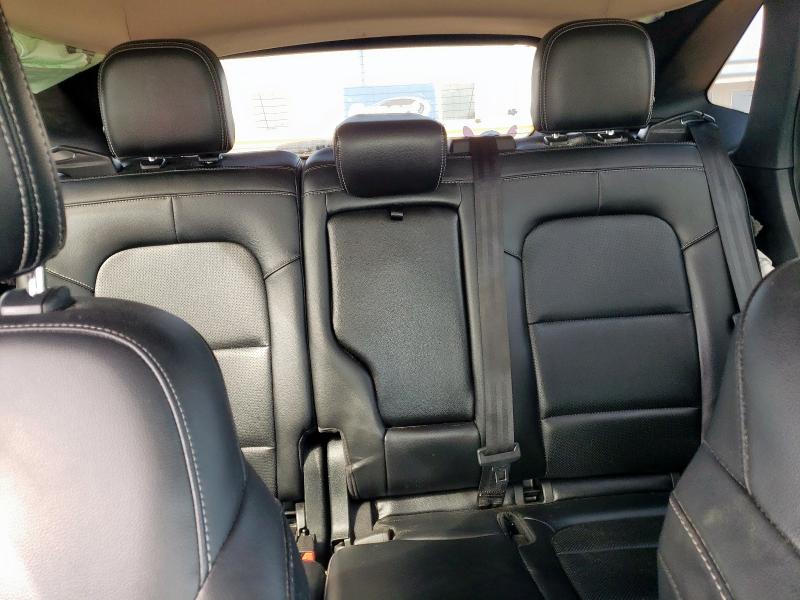 Photo 10 from auction – 2020 FORD ESCAPE with VIN 1FMCU0H60LUB10677