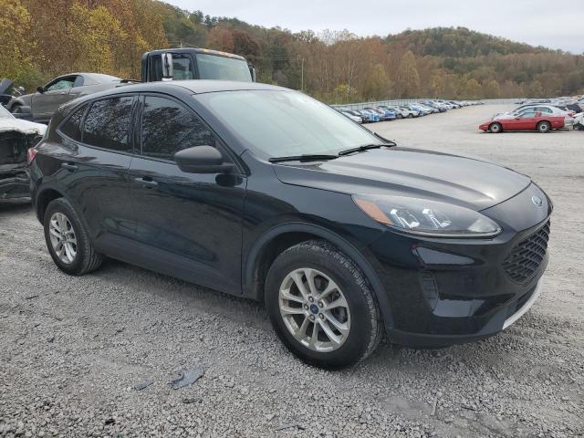 Photo 4 from auction – 2020 FORD ESCAPE S with VIN 1FMCU9F67LUA08395