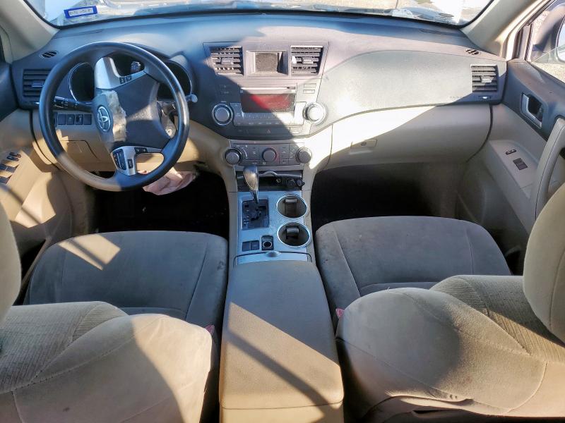 Photo 8 from auction – 2012 TOYOTA HIGHLANDER with VIN 5TDZK3EH7CS062322