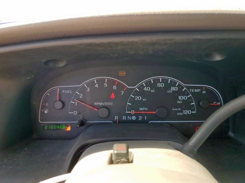 Photo 9 from auction – 2000 FORD WINDSTAR L with VIN 2FMZA5141YBB33570