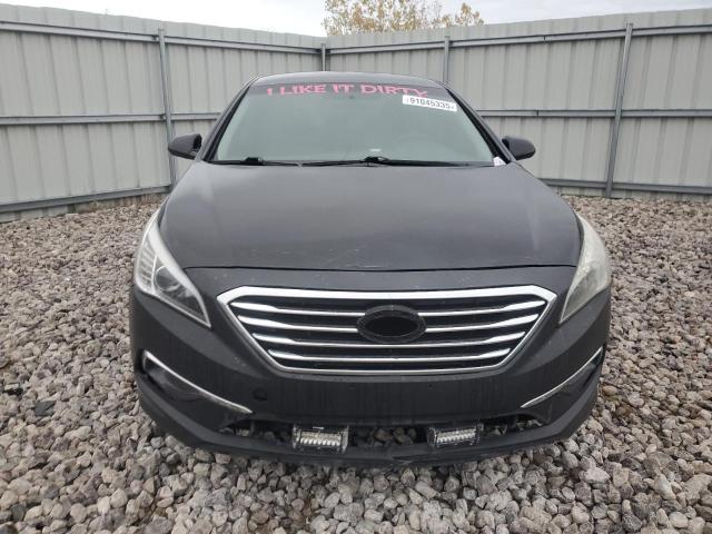Photo 5 from auction – 2017 HYUNDAI SONATA SE with VIN 5NPE24AF2HH486139