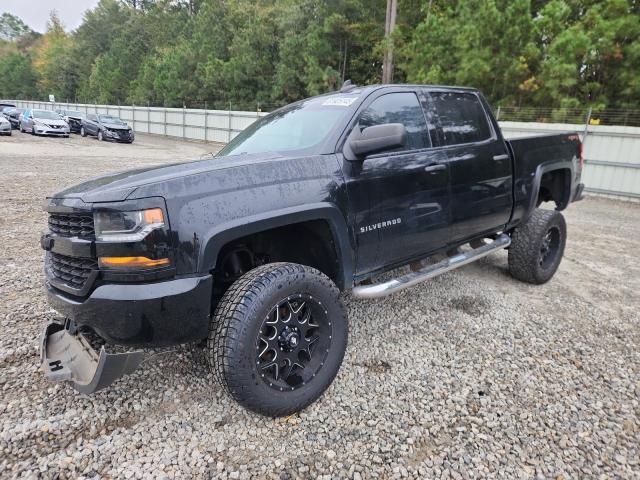 CHEVROLET SILVERADO 2018 with VIN 3GCUKPECXJG348800 - Photo from auction