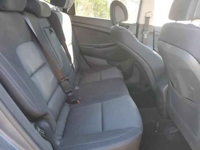 Photo 11 from auction – 2018 HYUNDAI TUCSON SE with VIN KM8J2CA49JU806698