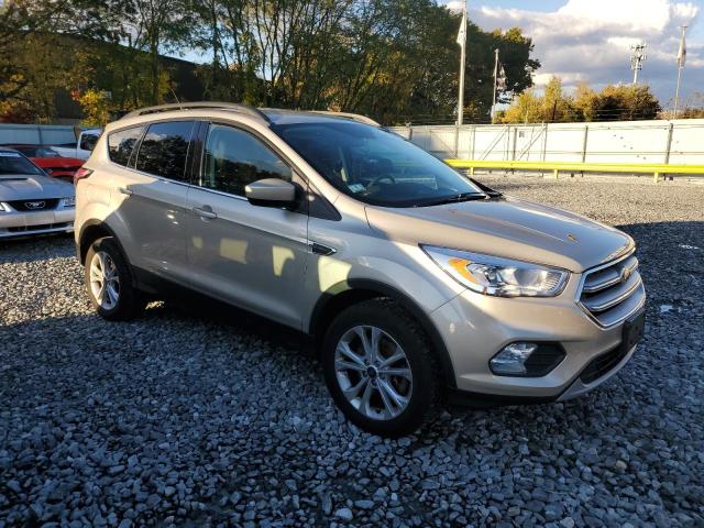 Photo 4 from auction – 2018 FORD ESCAPE SEL with VIN 1FMCU9HD1JUC54514