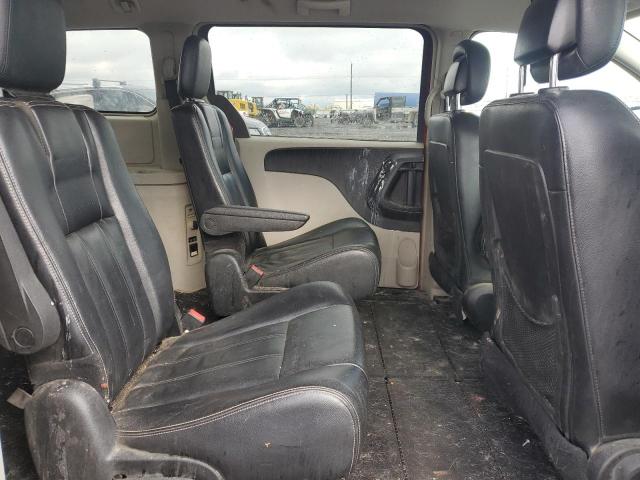 Photo 11 from auction – 2013 CHRYSLER TOWN & COU with VIN 2C4RC1BG3DR690899