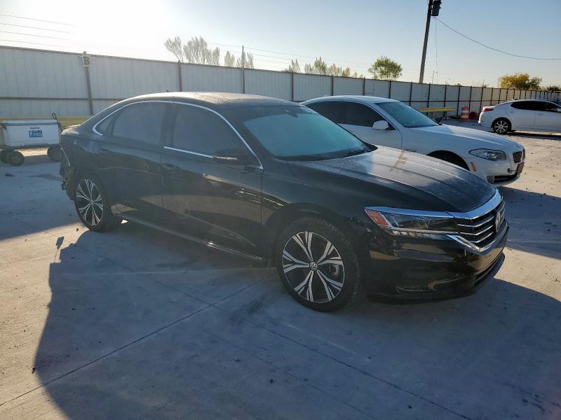 Photo 4 from auction – 2021 VOLKSWAGEN PASSAT SE with VIN 1VWSA7A35MC005221