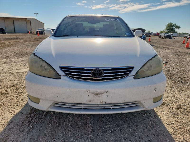 Photo 5 from auction – 2005 TOYOTA CAMRY LE with VIN JTDBF32K650165078