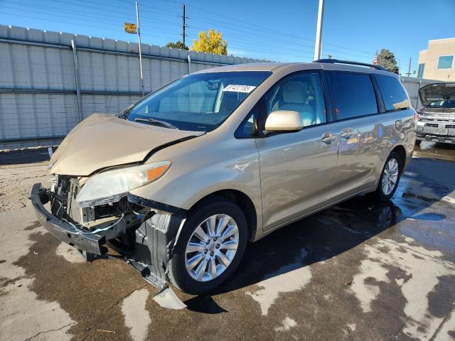 Photo 1 from auction – 2011 TOYOTA SIENNA LE with VIN 5TDJK3DC2BS003972