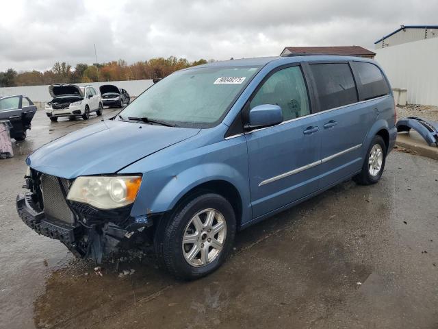 CHRYSLER TOWN & COU 2011 with VIN 2A4RR5DG2BR765960 - Photo from auction