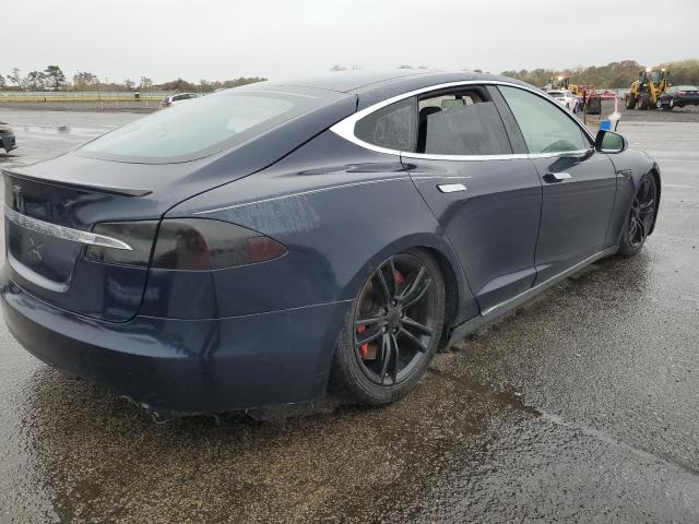 Photo 3 from auction – 2013 TESLA MODEL S with VIN 5YJSA1DP7DFP07140