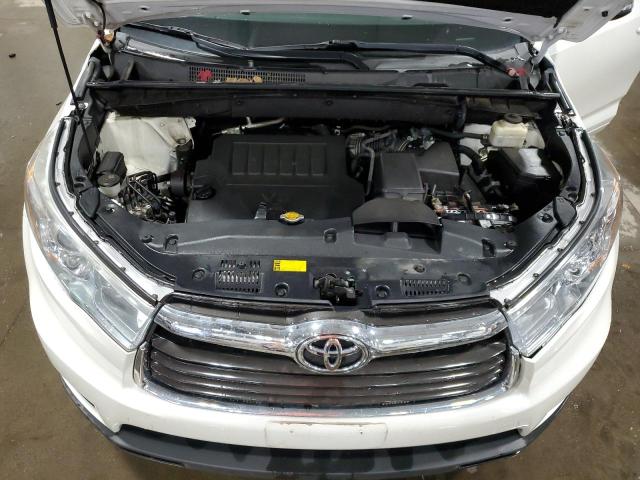 Photo 12 from auction – 2015 TOYOTA HIGHLANDER with VIN 5TDBKRFH7FS162170