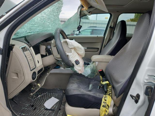 Photo 7 from auction – 2008 MERCURY MARINER with VIN 4M2CU91198KJ03991