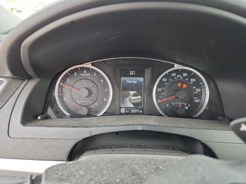 Photo 9 from auction – 2017 TOYOTA CAMRY LE with VIN 4T1BF1FKXHU374251