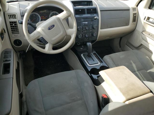 Photo 8 from auction – 2009 FORD ESCAPE XLS with VIN 1FMCU027X9KA52003