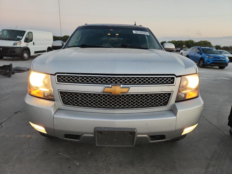 Photo 5 from auction – 2013 CHEVROLET AVALANCHE with VIN 3GNTKFE78DG359251