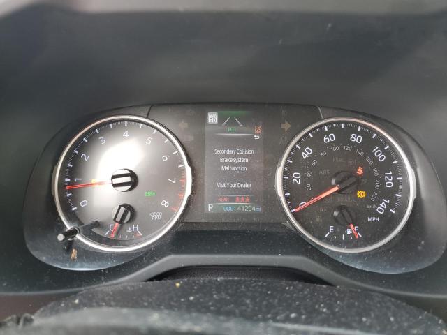 Photo 9 from auction – 2019 TOYOTA RAV4 XLE with VIN JTMW1RFV4KD019743