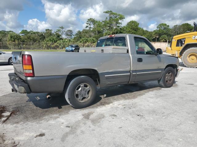 Photo 3 from auction – 2000 CHEVROLET SILVERADO with VIN 1GCEC14T6YE147753