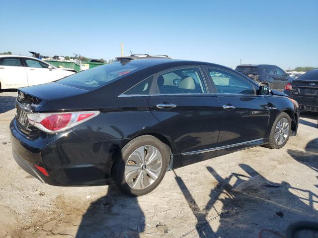 Photo 3 from auction – 2013 HYUNDAI SONATA HYB with VIN KMHEC4A41DA099803