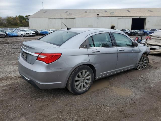 Photo 3 from auction – 2013 CHRYSLER 200 TOURIN with VIN 1C3CCBBB8DN601376