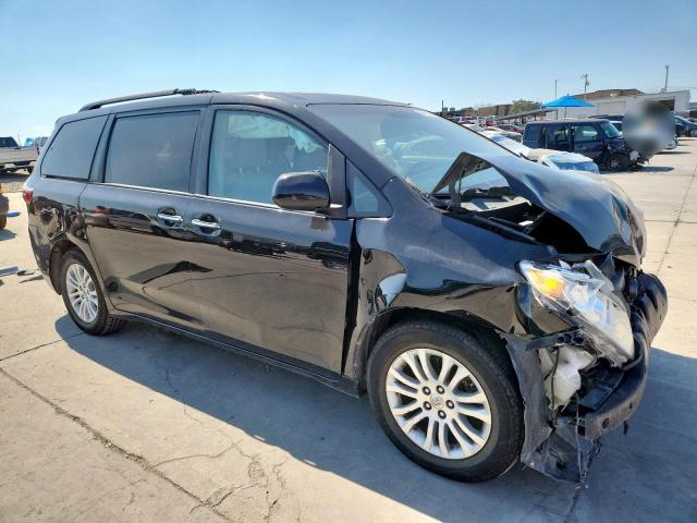 Photo 4 from auction – 2016 TOYOTA SIENNA XLE with VIN 5TDYK3DC0GS700658