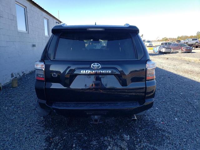 Photo 6 from auction – 2018 TOYOTA 4RUNNER SR with VIN JTEBU5JR3J5587088