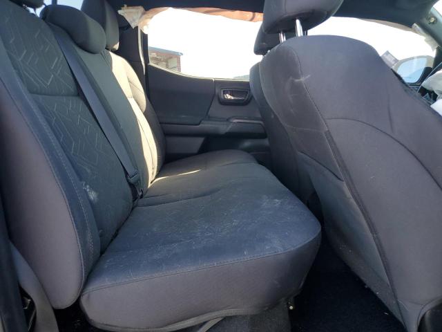 Photo 10 from auction – 2017 TOYOTA TACOMA DOUBLE CAB with VIN 3TMCZ5AN3HM093549